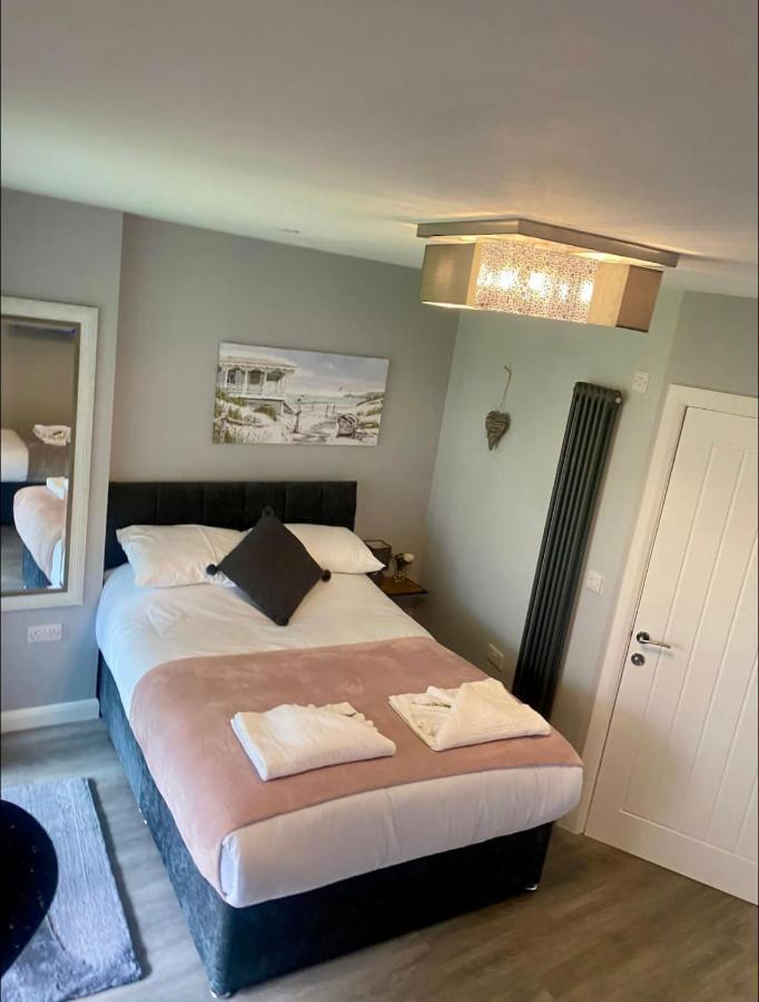 Poppy'S Place Llandudno Junction Buitenkant foto