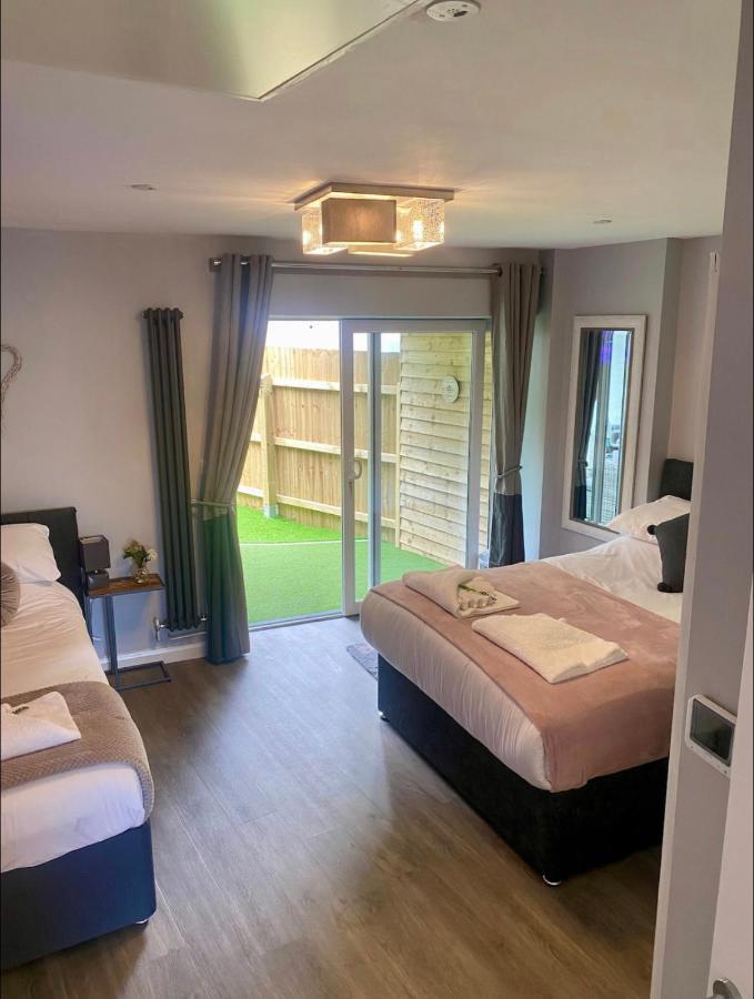 Poppy'S Place Llandudno Junction Buitenkant foto